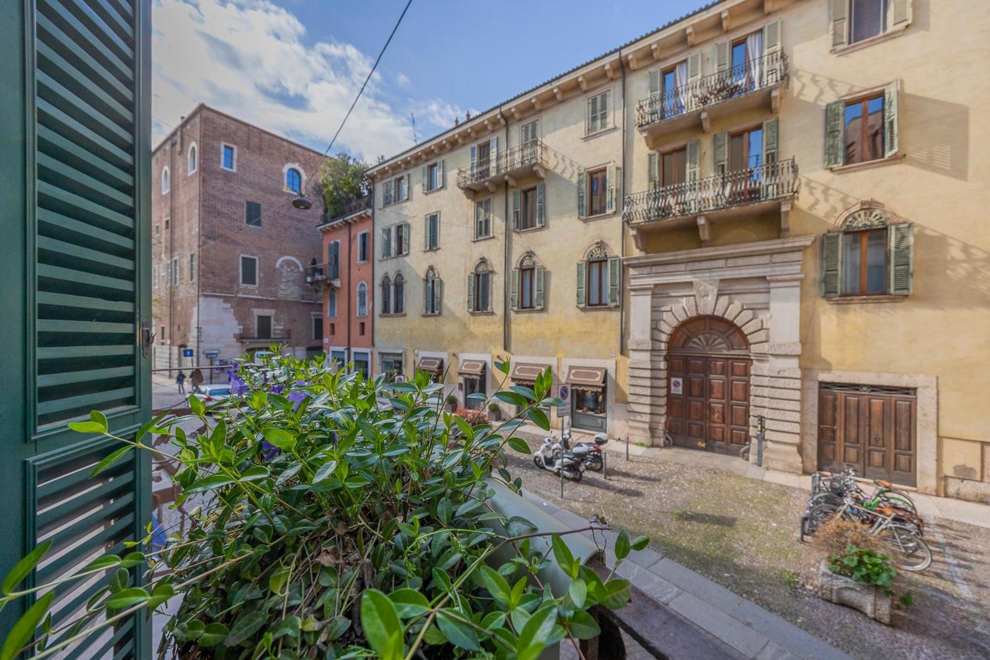 Domus Largo Pescheria Verona Exterior foto